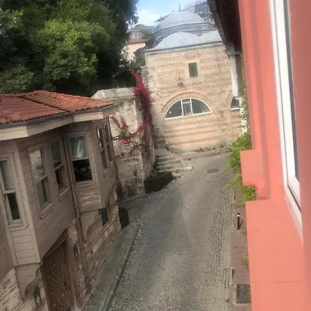 Erkul Old 4y Appartement *